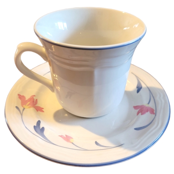 1 Vtg Cup & Saucer Avonlea Blue/Pink Flower - Picture 5 of 8